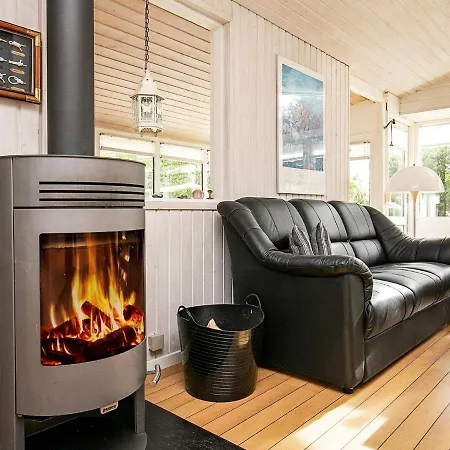 8 Person In L Kken Holiday home Lokken